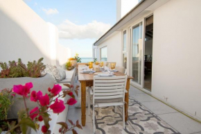Ashore - Beachfront Paradise